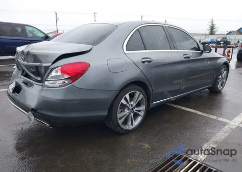 2018 Mercedes-Benz C 300 from USA, damaged, VIN 55SWF4JB4JU256062